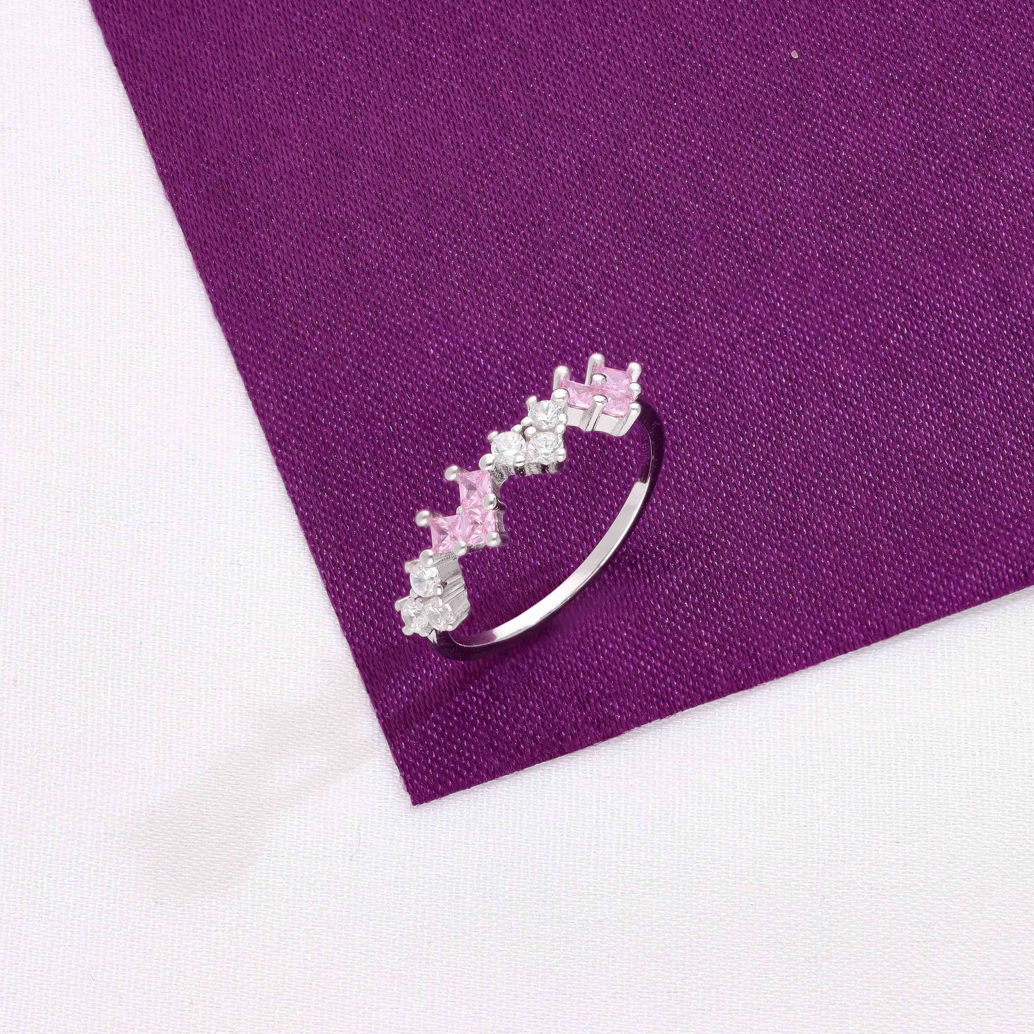 Elegant Silver Heart Ring-White Stone / Silver / 5