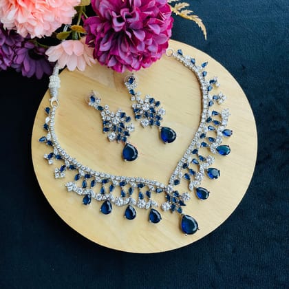 Ad Alice neckpiece-Blue