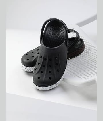 Liberty - Black Men's Clogs