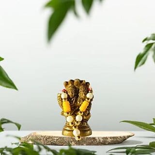 Sampoorna Lakshmi Narayan Idol  Radiance of Prosperity  Divine Energy