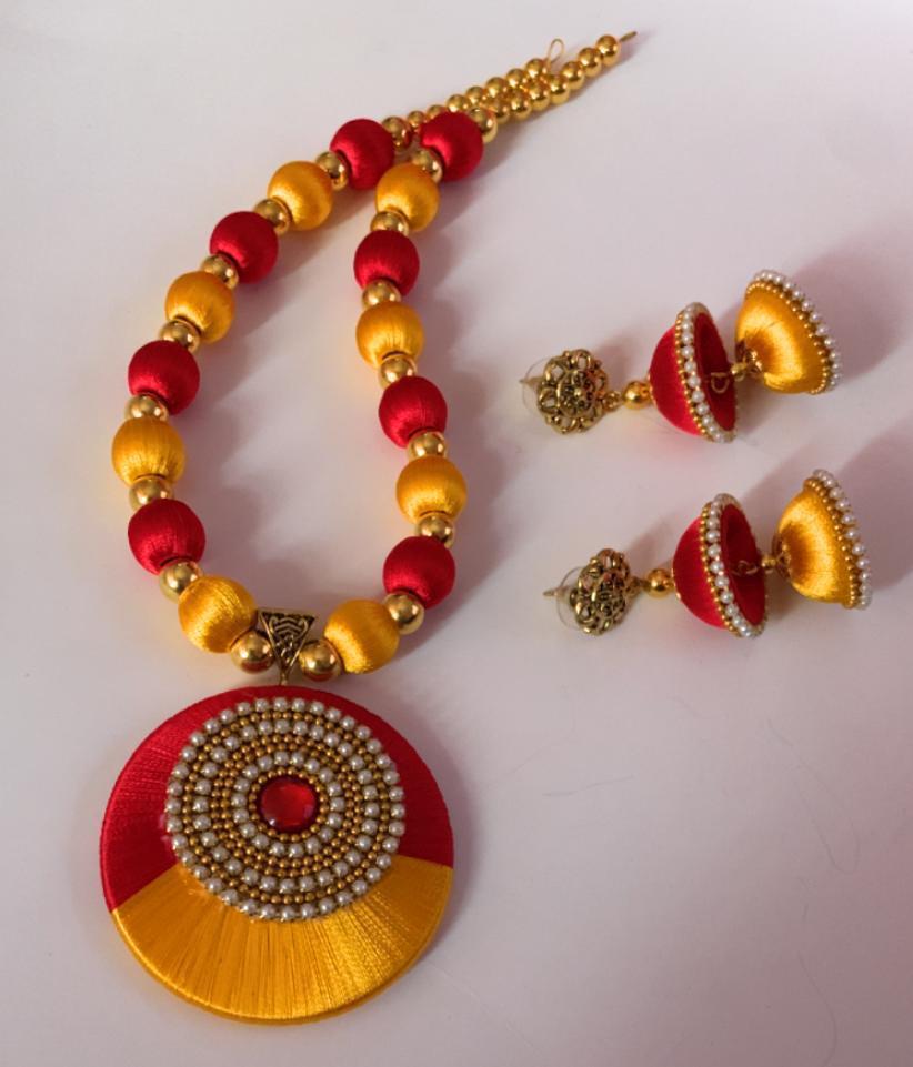 Elegant Dual-Tone Silk Thread Jewellery Set
