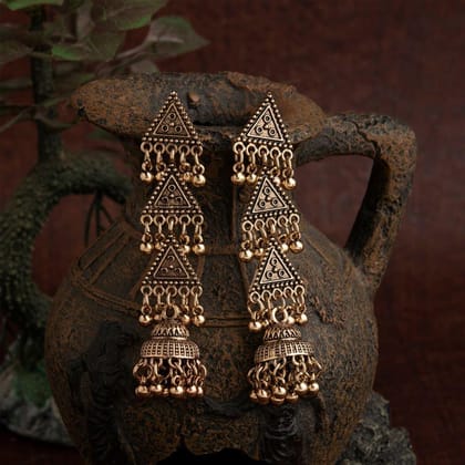 Silver / Gold Plated Triangle Shaped Designed Fashion Antiqu