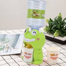 Cute Mini Water Dispenser for Children Mini Drinking Fountain Pumps Water Juice Milk Drinking Fountain clay toy with Multicolored Clay Art Simulation Cartoon