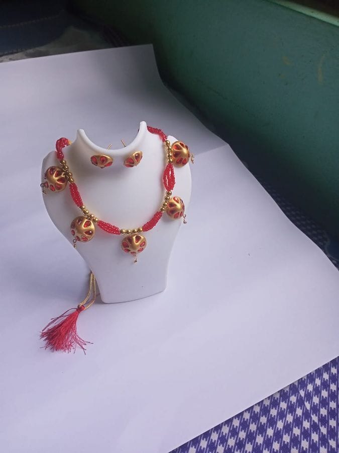 JAPI NECKLACE