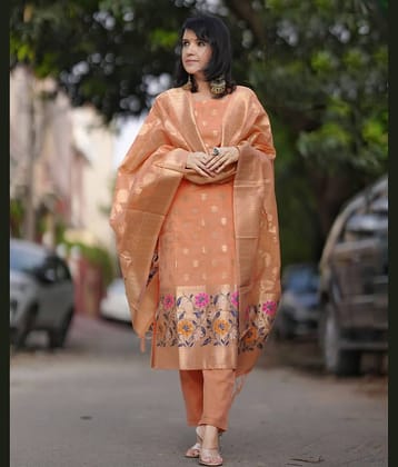 kedar fab Women Silk Self Design Straight Kurti With Pants ( Peach )