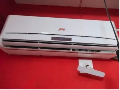 WITH FITTING 1 TON  COPPER NON INVERTER AC WITH 2 YEAR'S WARRANTY
