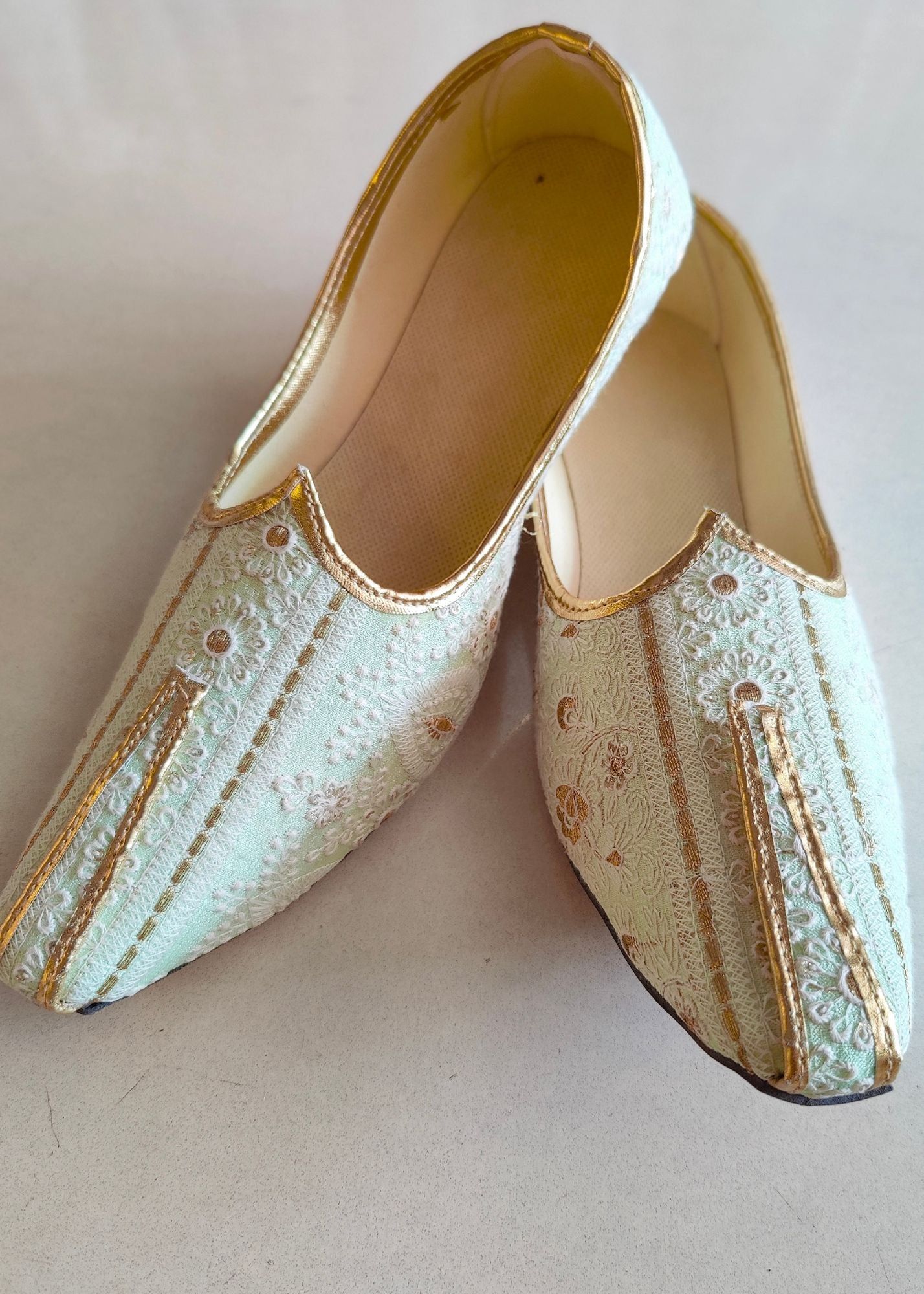 Light Green Mojari Jutti for Mens-LIGHT GREEN