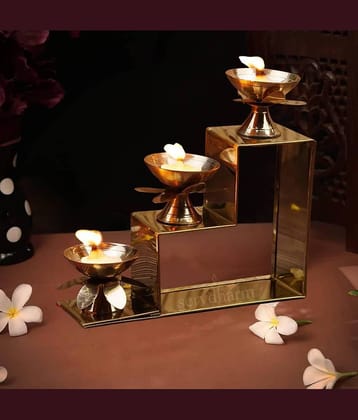 ServDharm Brass Table Diya - Pack of 1 ServDharm Brass Table Diya - Pack of 1