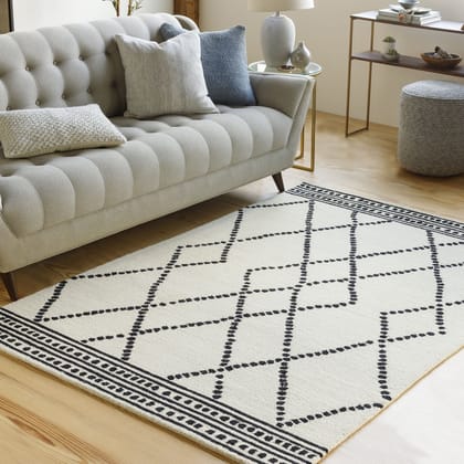 Hand-Tufted Arsenal Cream and Black Wool Rug