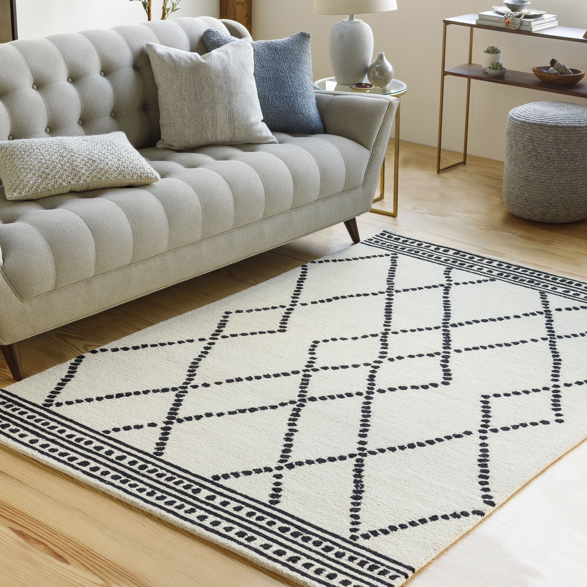 Hand-Tufted Arsenal Cream and Black Wool Rug