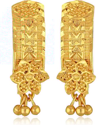 VIVASTRI Golden Stud Earrings ( Pack of 1 )