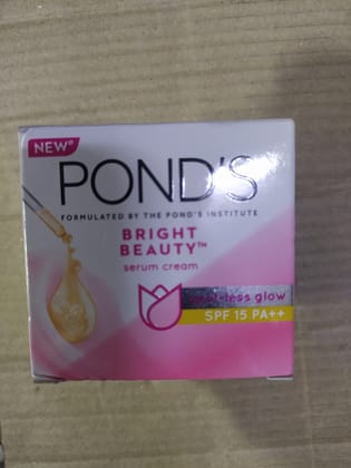Pond's Bright Beautytm Serum cream Spot-less clas Spf 15 pa++ 