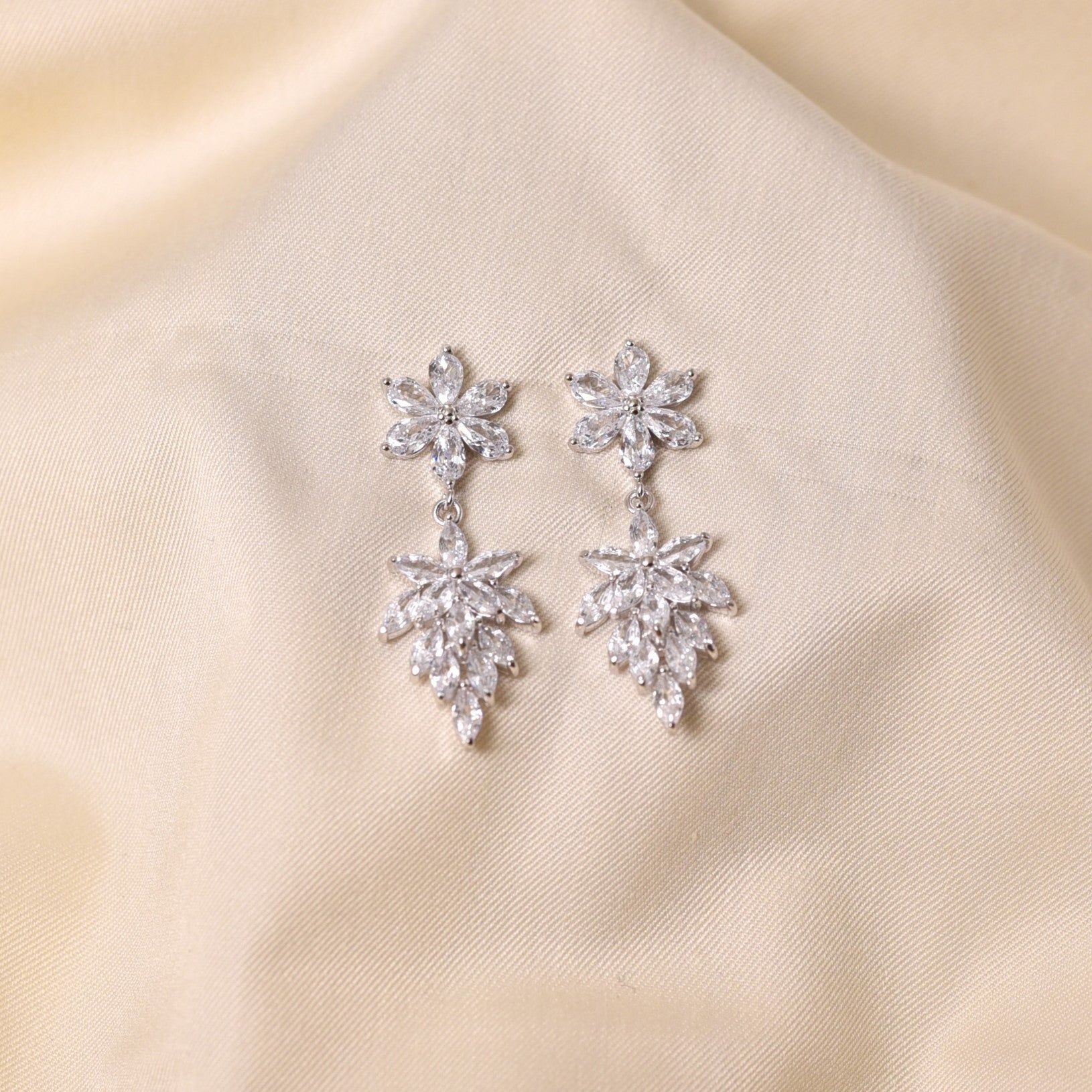 Alia Earrings - Silver