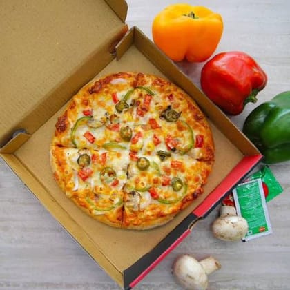 Tomato garlic cheese pizza