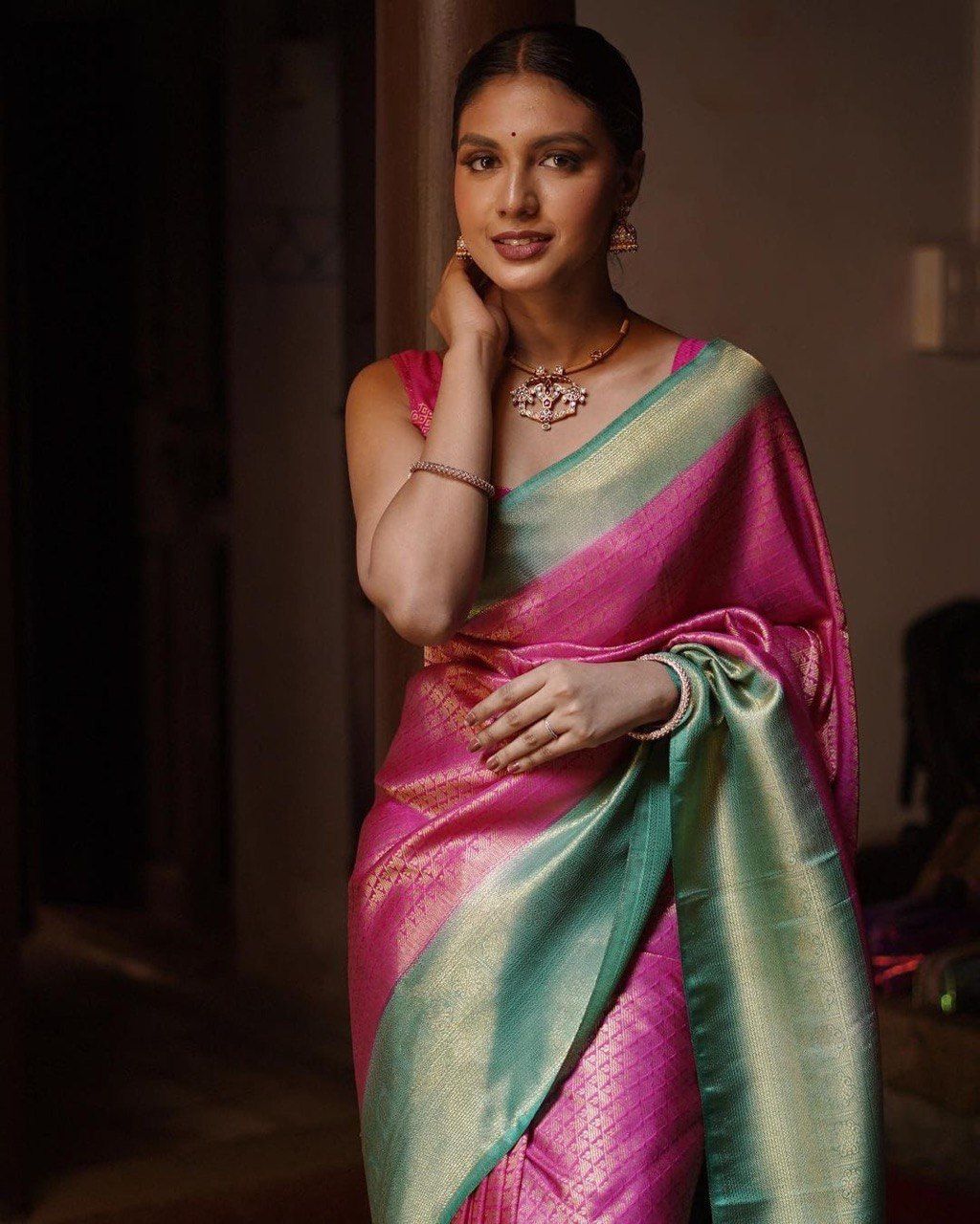 Pink Lichi Silk Banarasi pink saree for women