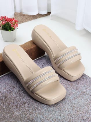 Denill Nude Womens Slip On Heels - None