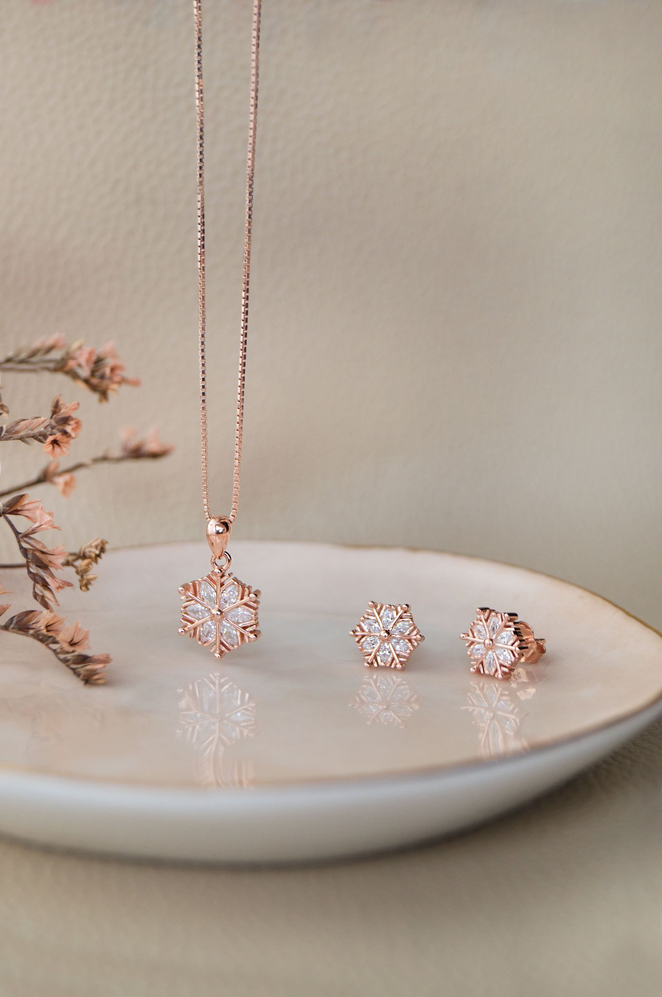 Snow Flake Rose Gold Plated Sterling Silver Pendant Set-With Chain / Rose