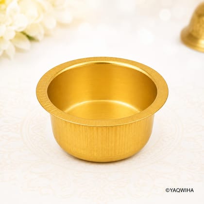 YAQWIHA Small Brass Bowl for Pooja (Pack of 2) – 2.5 Inch Mini Puna Cup – Kumkum Bowl for Chandan, Haldi, Roli, Prasad, Flowers – Home Temple & Festival Decoration – Handcrafted Pure Brass