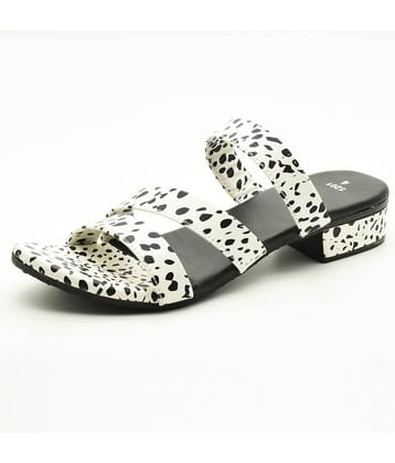 IndiForce White Women's Flats