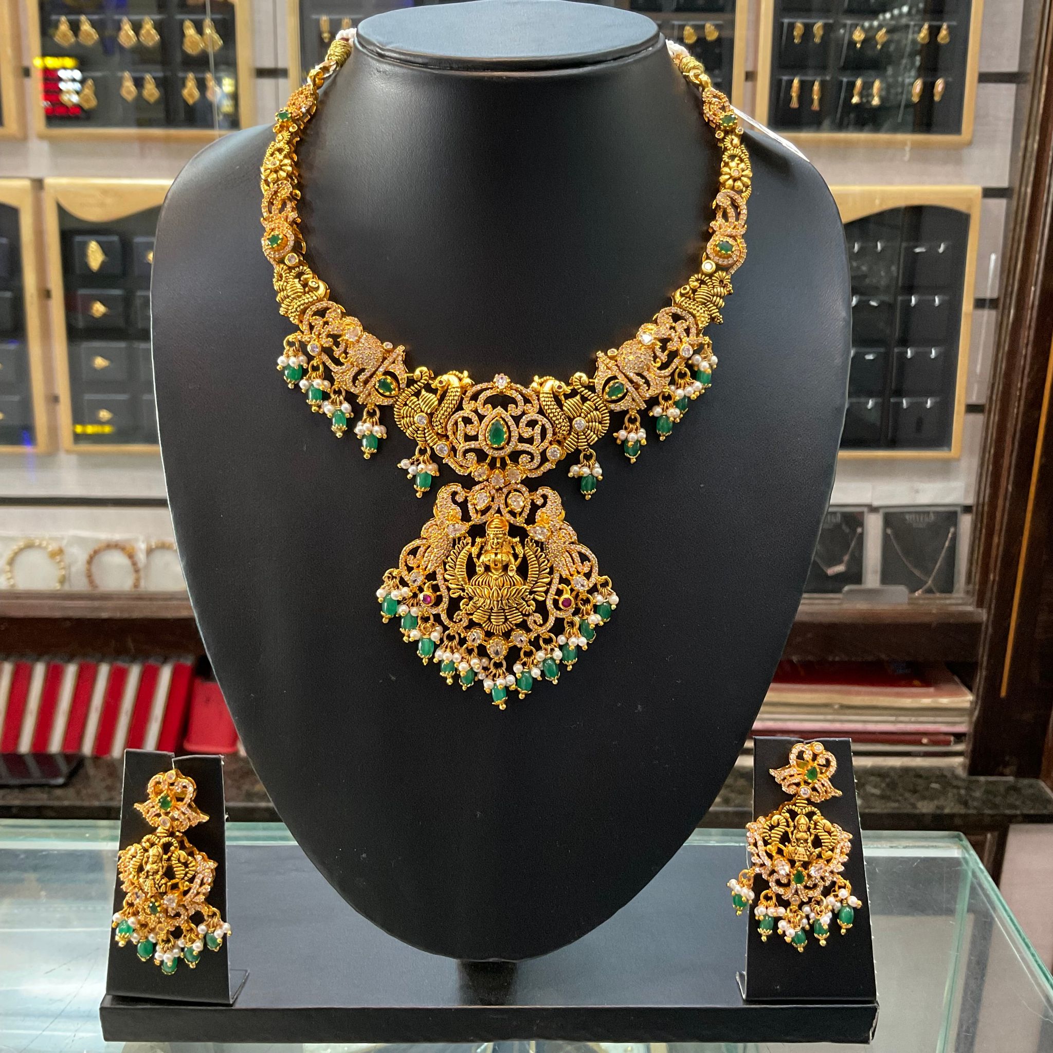New Silver Stone Necklace & Earrings