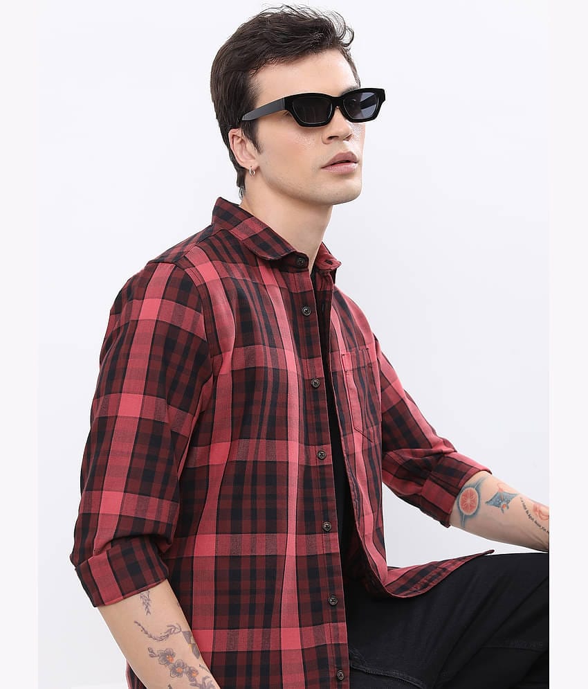 Highlander Cotton Blend Slim Fit Checks Full Sleeves Men's Casual Shirt - Maroon ( Pack of 1 )