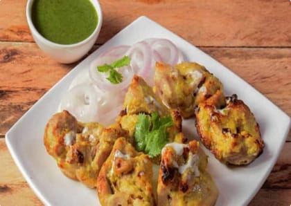Murgh Garlic Tikka