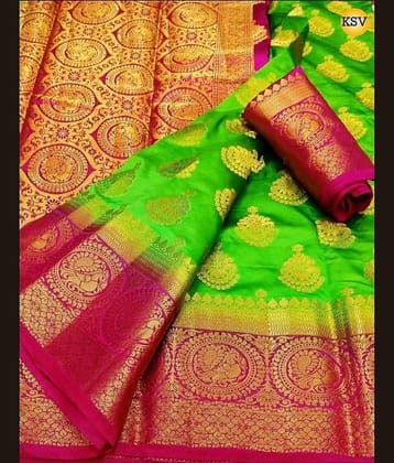fab woven Dola Silk Saree With Unstitched Blouse Piece ( Green )