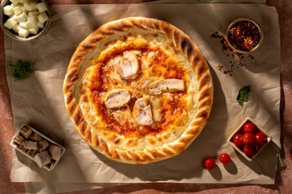 Chicago Deep Dish Chicken Pizza