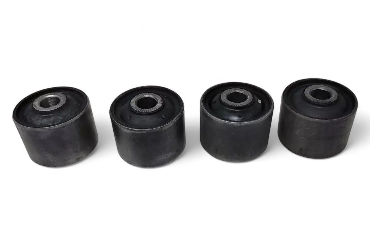 Autokoi Front Suspension Bush Kit AV935069