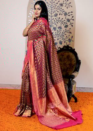 Divya: Khaddi Georgette Handloom Banarasi Saree In The Shades Of Purple And Pink