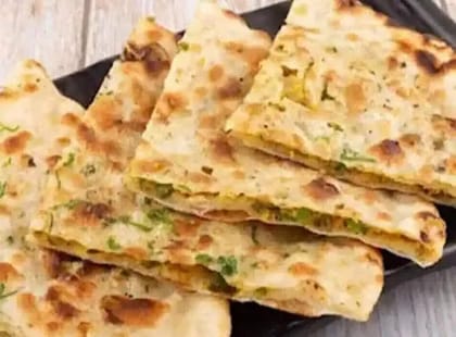 Stuffed Paneer Kulcha
