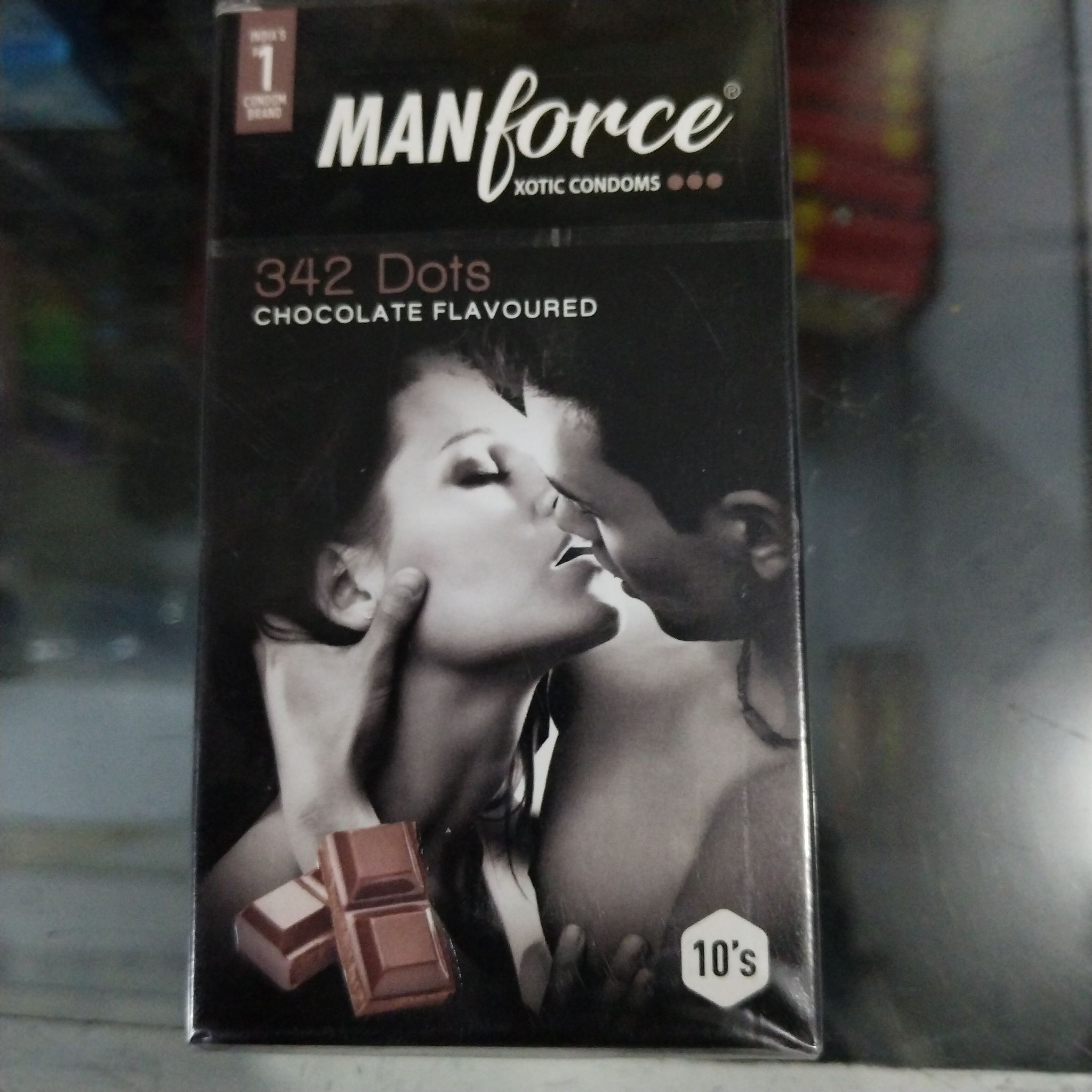Manforce 342 dots chocolate flavoured condoms 