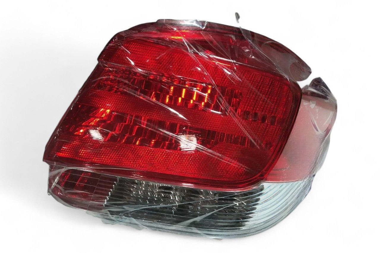 Lumax Rear Tail Lamp - RH AV674683