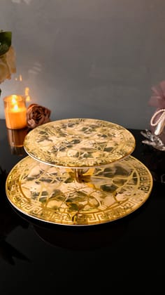 Broken Tree Green: Cake Stand