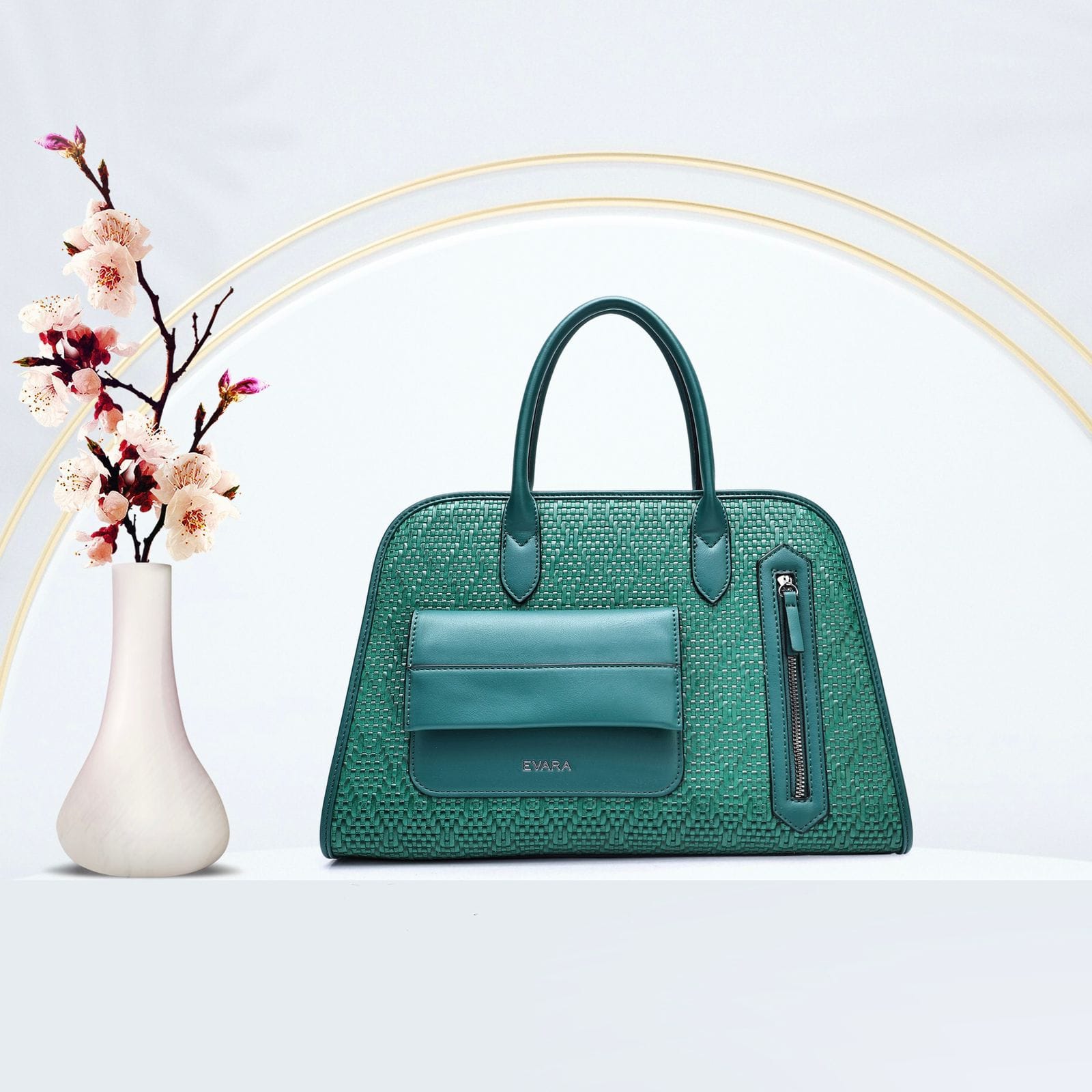 Full spacious comfortable Bag