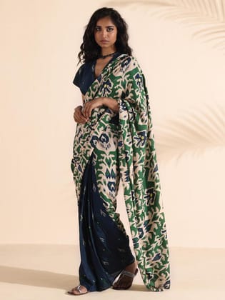 trueBrowns Green Blue Muslin Ikat Saree - Green (Free Size)