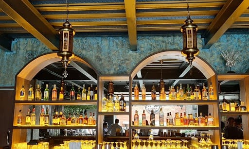 Levels Pub & Kitchen