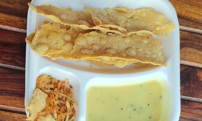 Theplas & Dhoklas