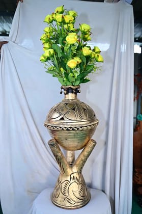 TERRACOTTA ENTERANCE FLOWER WASE