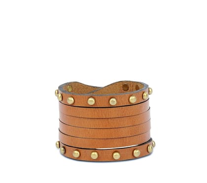 STUDDED WRISTBAND-TAN