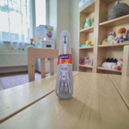 PIGEON KIDS BRUSH
