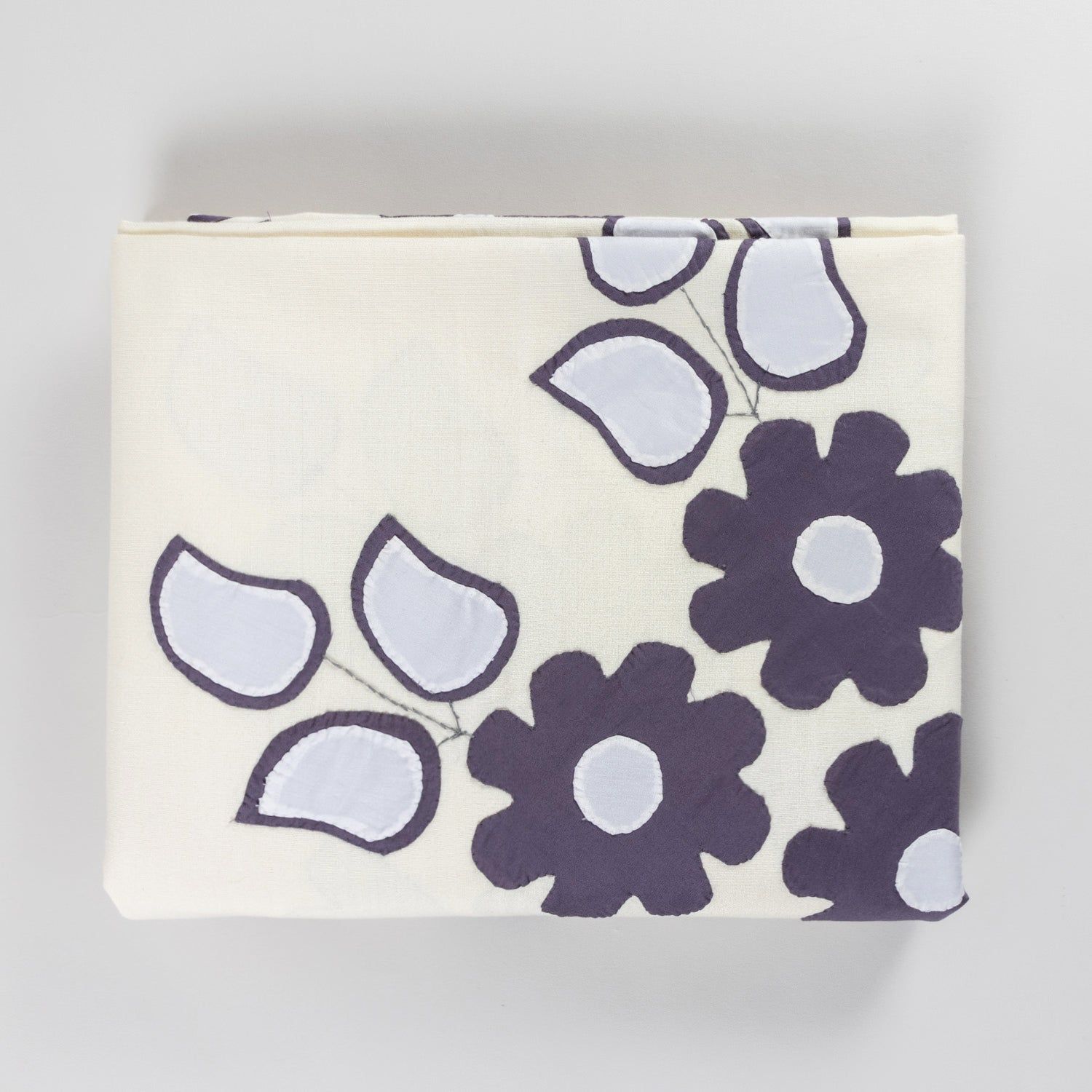 Applique Bed Cover Cream Black Grey - 90x108-90 Inches x 108 Inches / 100% Cotton