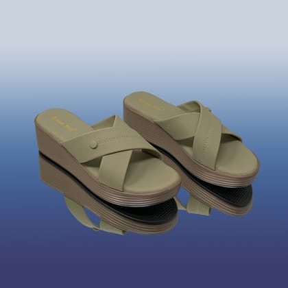 PlushWave Wedge Slides-Green / 38