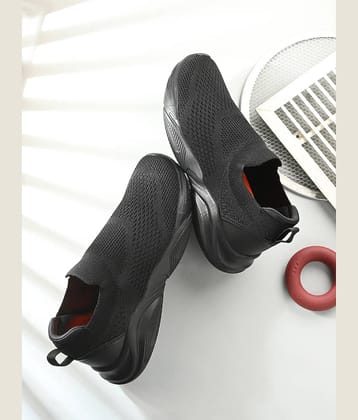 OFF LIMITS DEREK Black Men's Sports Running Shoes