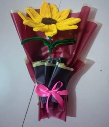 Single sunflower bouquet
