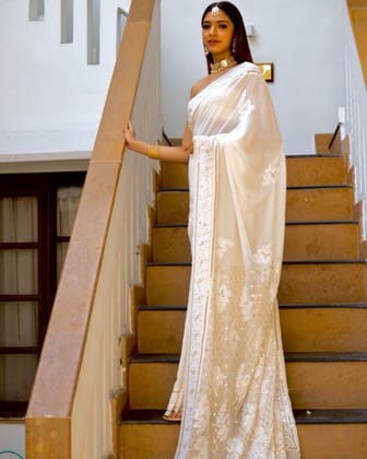 Pure georgette Chikankari  with kaamdani work Saree