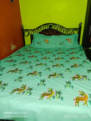 Machine embroidery bedsheets