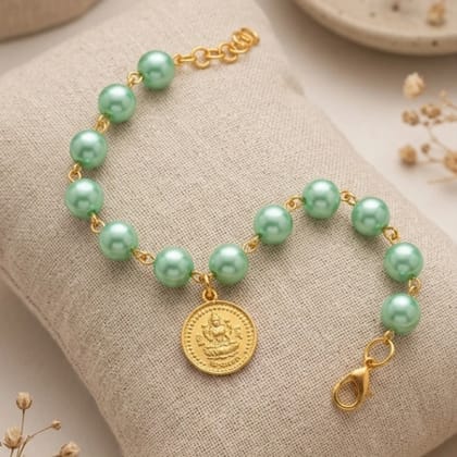 Stylish Pearl Bracelet Green Golden Casual Jewelry