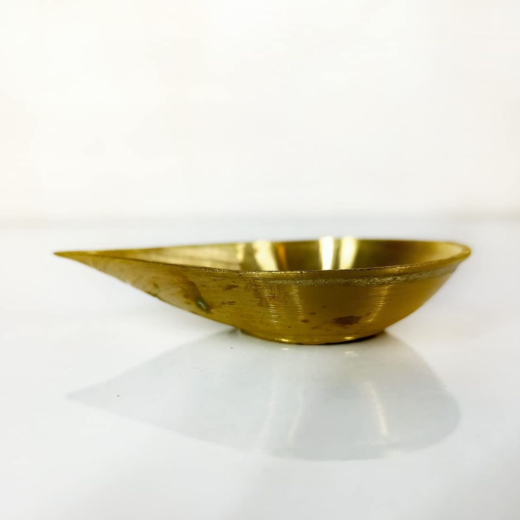 MAYAPURI 3 inches Handmade Pital Pradip, Pure Brass Diya/Pradeep for Daily Usage - Pooja Needs | Buy online on ZillyBuy