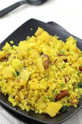 Poha With Adrak Tea